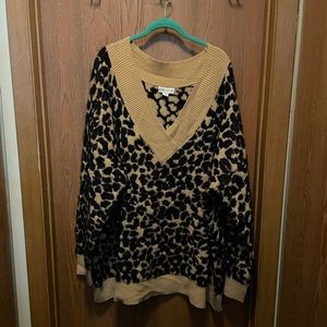 BNW/out tag Ava & Viv sz 4x Animal Print Sweater!